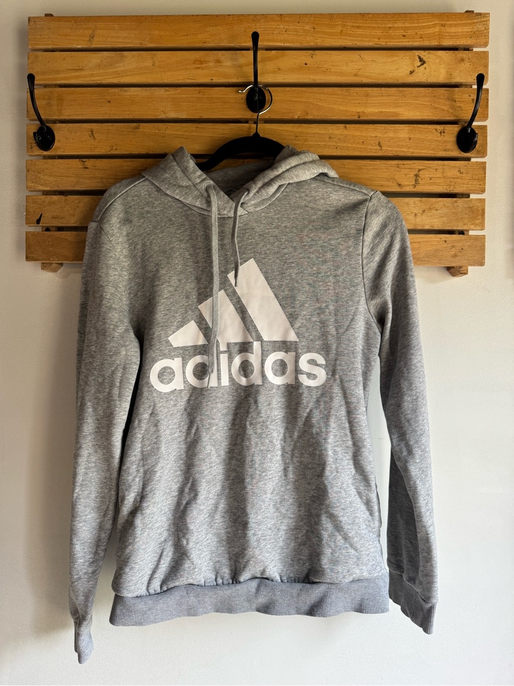 adidas Grey Crewneck Hoodie with side pockets Small